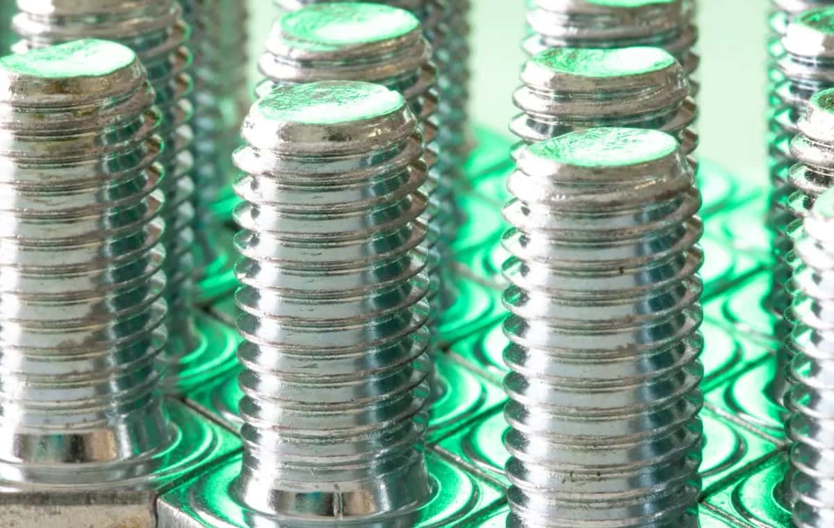Close-up threaded fastener stock